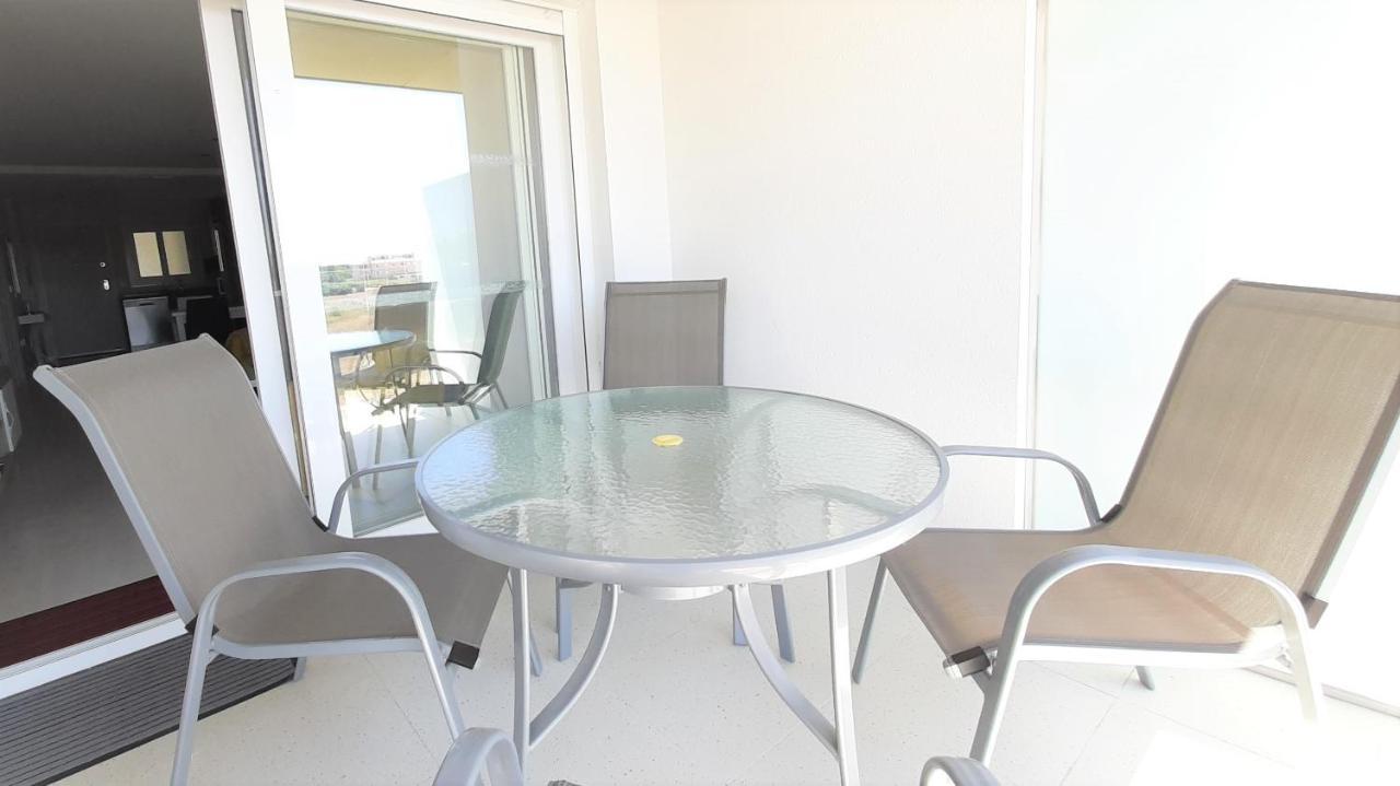 La Belle Bleue Apartment La Marina Bagian luar foto